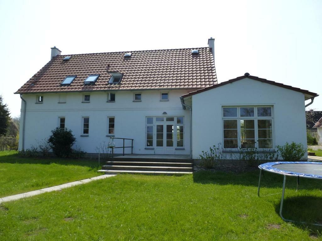 Traumhaftes Luxus-Ferienhaus Warnkenhagen  Exterior photo